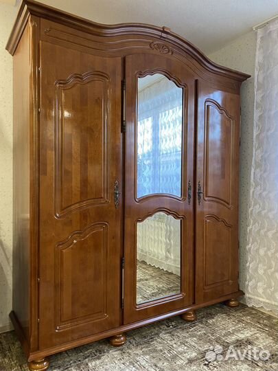 Шкаф массив дерева Беларусь