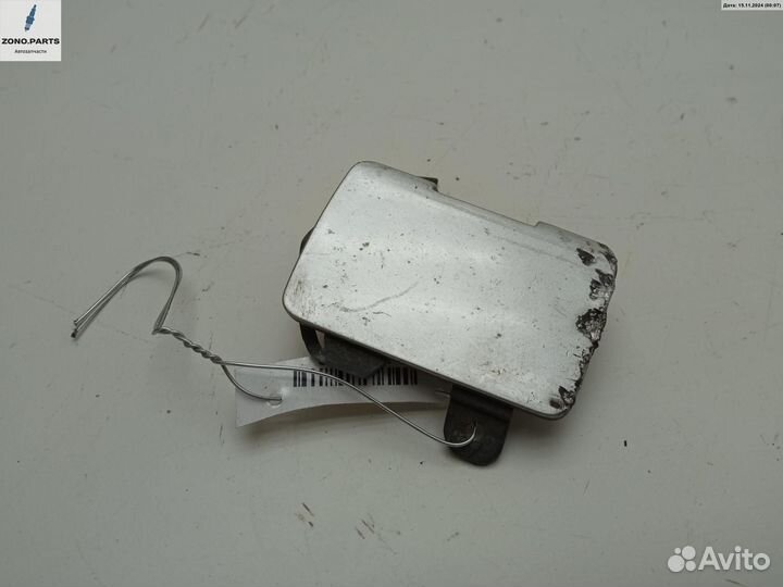 Решетка (заглушка) в бампер 09178384 на Volvo S60