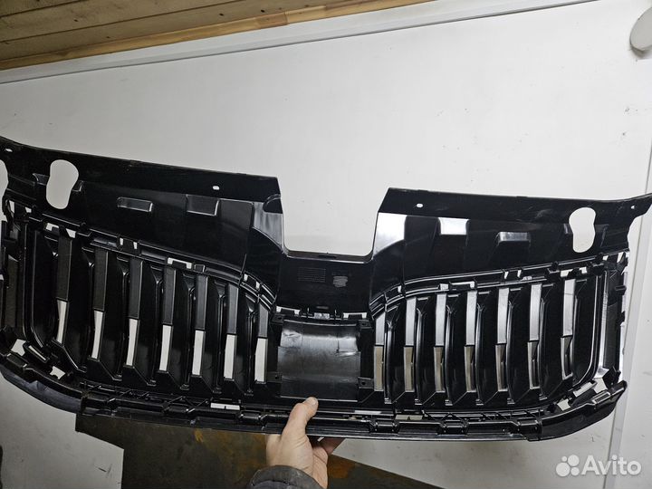 Решетка радиатора Skoda octavia a7 рестайлинг