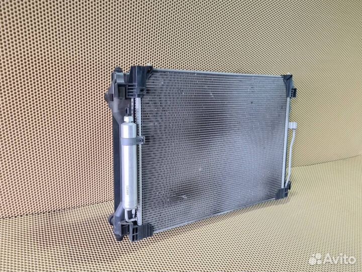 Радиатор двигателя и кондиционера передний