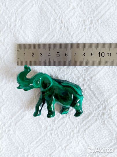 Слон натуральный малахит