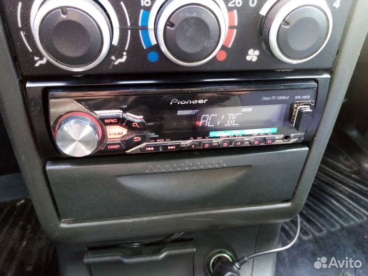 Pioneer 4х100W