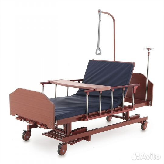 Медицинская кровать для ухода за больными