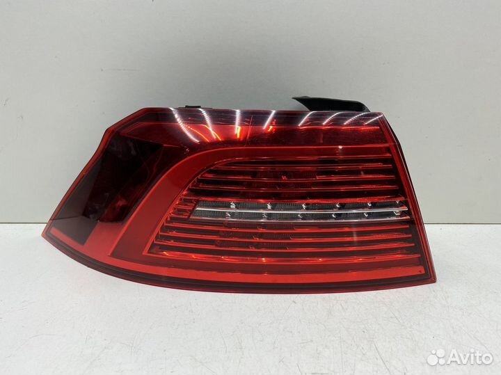 Фонарь задний левый Volkswagen Passat B8 2015+