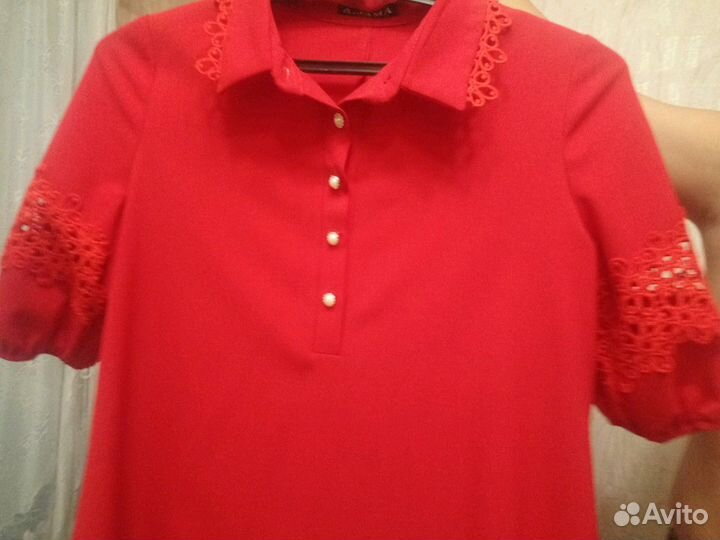 Платье красное