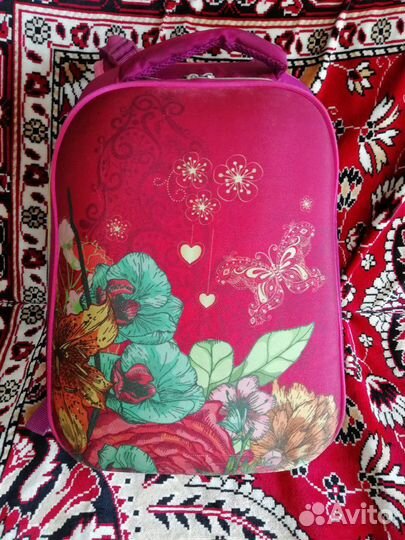 Рюкзак школьный