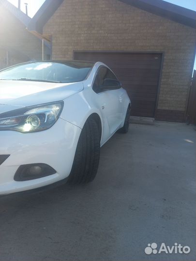 Opel Astra GTC 1.6 AT, 2013, 177 700 км