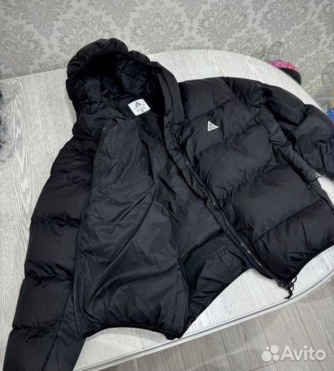 Пуховик nike acg двухсторонний