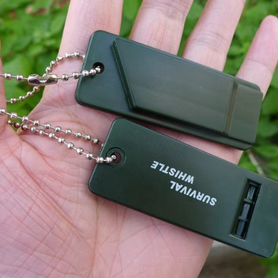 Свисток сверх громкий Survival Whistle