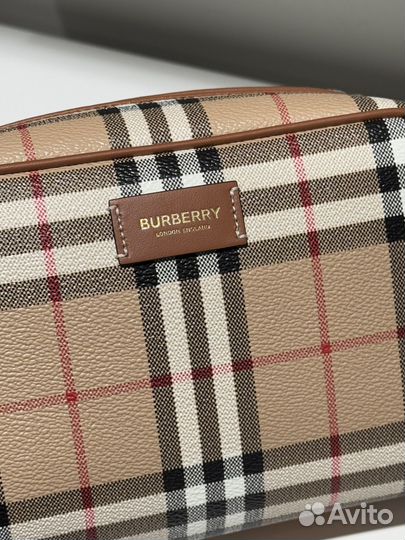 Косметичка Burberry новая оригинал