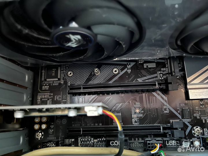Sapphire AMD Radeon RX 6600 XT nitro+ gaming OC