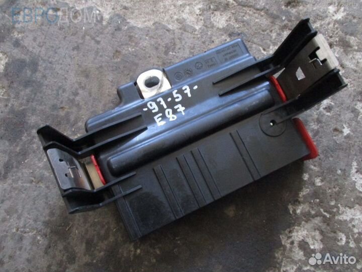 Монтажный блок с предохранителем BMW E87 s1055150