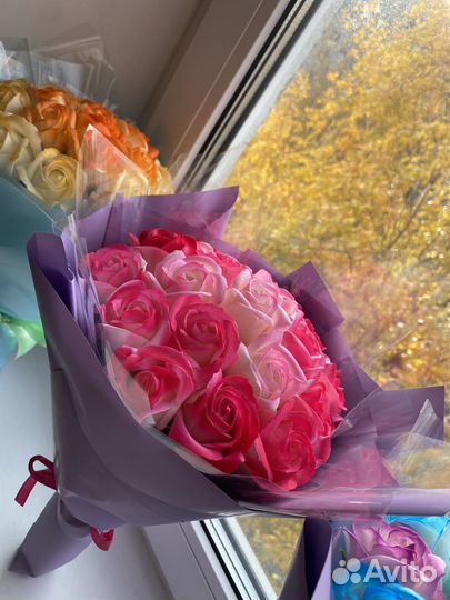 Букеты из мыльных роз с напылением