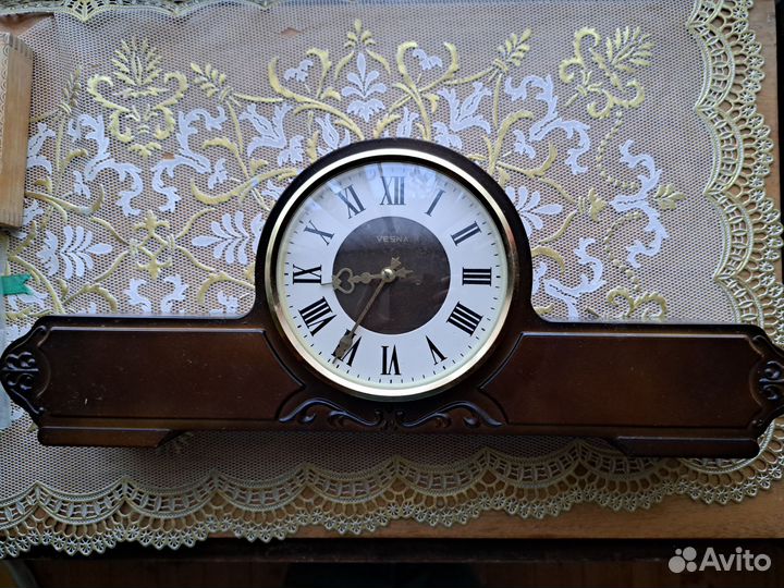 Настольные часы СССР хрусталь, весна