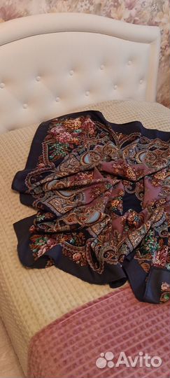 Павловопосадская шаль