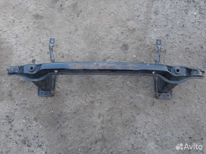 Усилитель переднего бампера BMW X5 E70