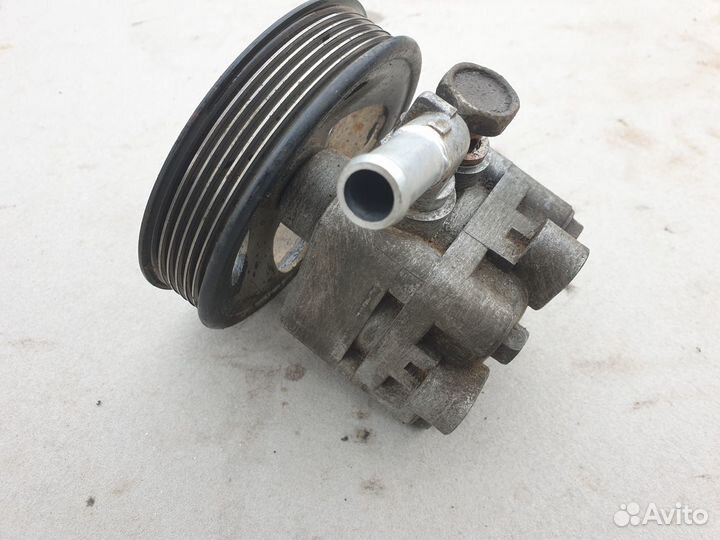 Насос гур гидроусилителя Nissan X-Trail T30