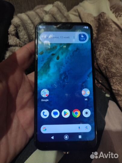 Xiaomi Mi A2 Lite Android One, 4/64 ГБ