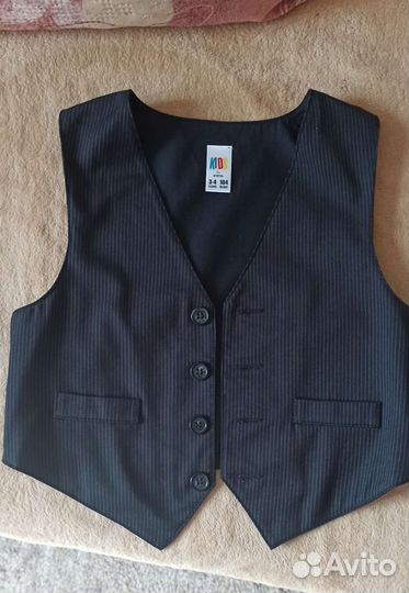 Жилетка для мальчика 104