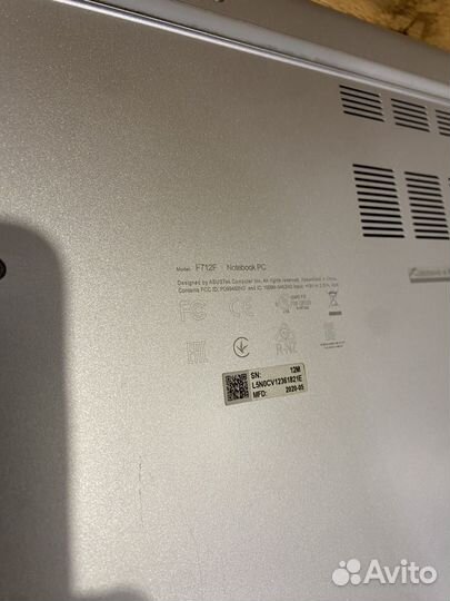 Ноутбук Asus A712F
