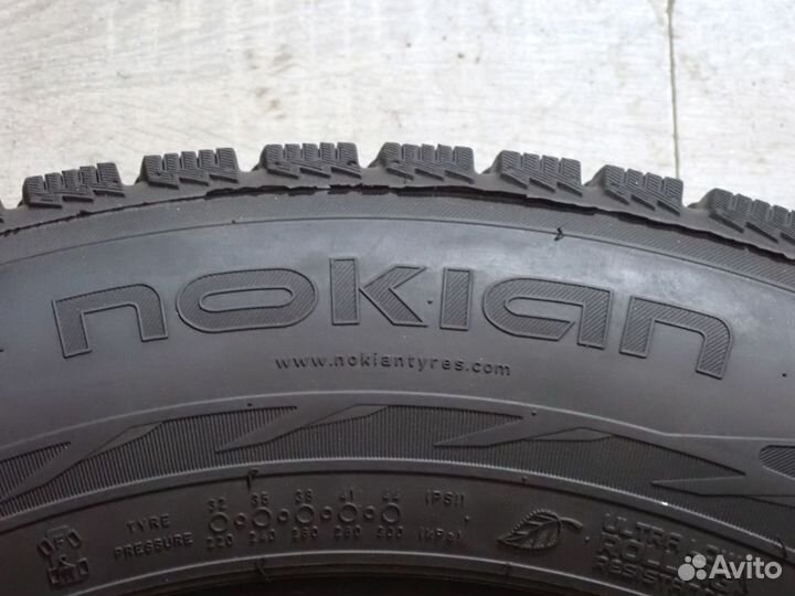 Nokian Tyres Hakkapeliitta R2 SUV 235/65 R17 108R