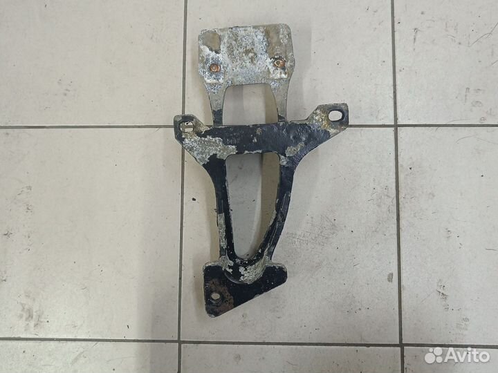 Кронштейн Порога левый Range Rover Sport 2006-2013