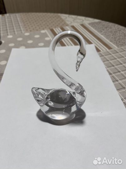 Хрустальные фигурки лебедь