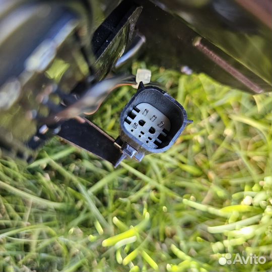 Фонарь задний левый Форд Куга 2