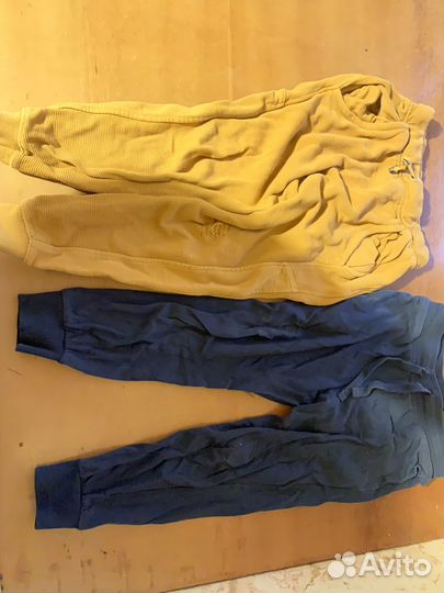 Два пакета с детскими вещами