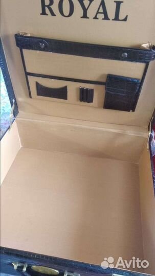 Чемодан ящик Royal с кодов замк