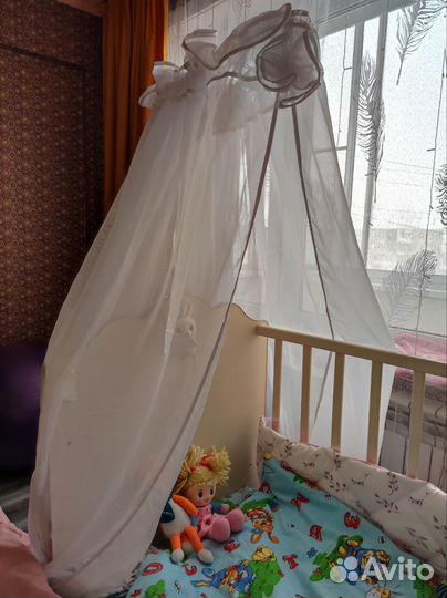 Балдахин и держатель для балдахина