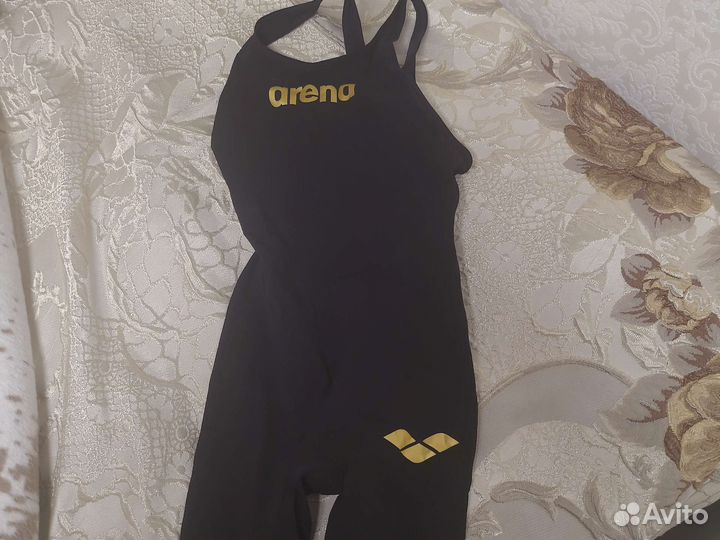 Гидрокостюм