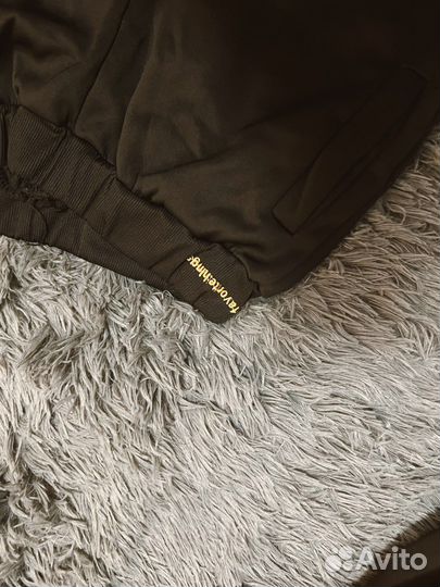 Женский спортивный костюм