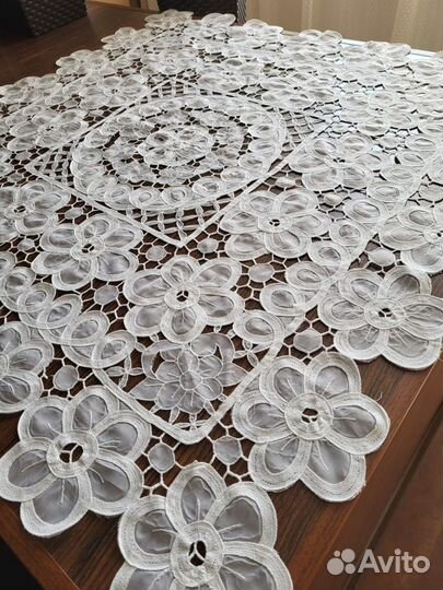 Скатерть и 4 салфетки (комплект)