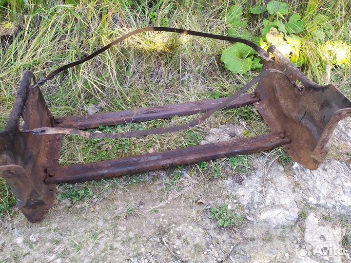 Крепление топливного бака ЗИЛ