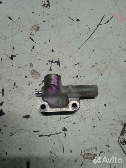 Натяжитель ремня грм mitsubishi chariot 6G72