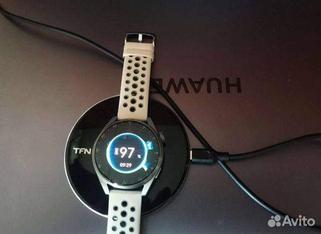 Беспроводное зарядное устройство TFN Fast Charge