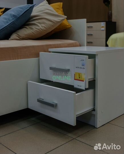 Тумба прикроватная на 2 ящика, новая