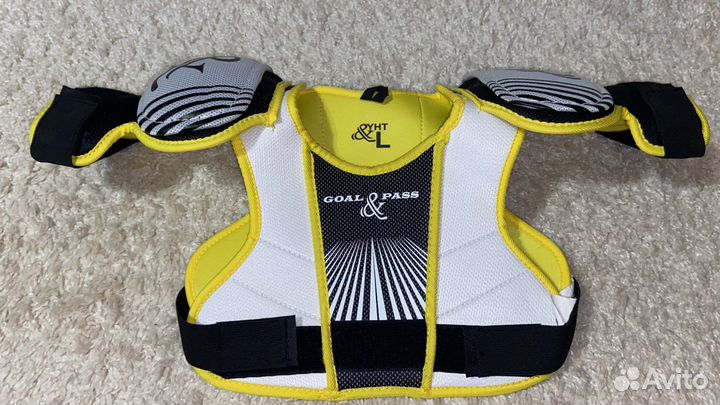 Нагрудник и защита паха