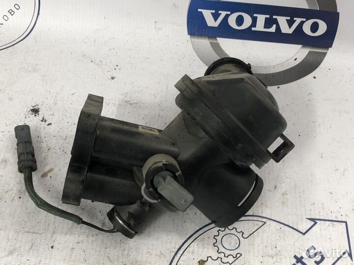 Корпус термостата Jaguar F-Type I 2-й рестайлинг