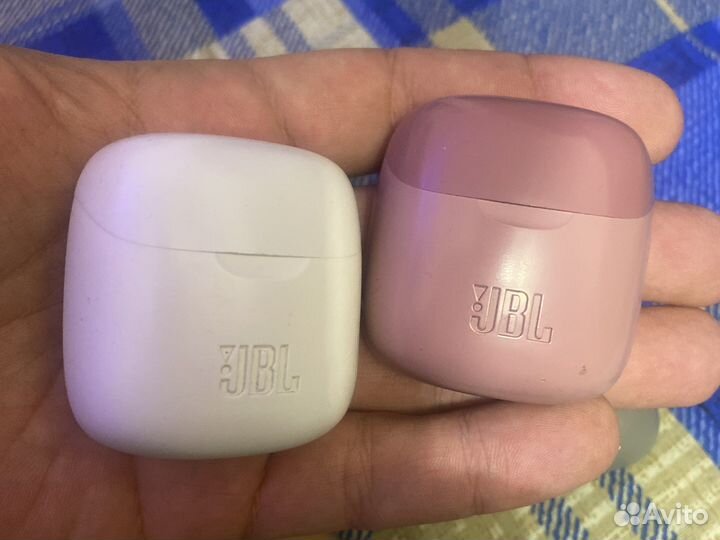 Кейс для наушников jbl 220/225 tws