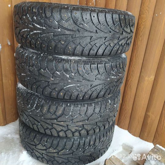 Hankook Winter I'Pike 225/55 R18