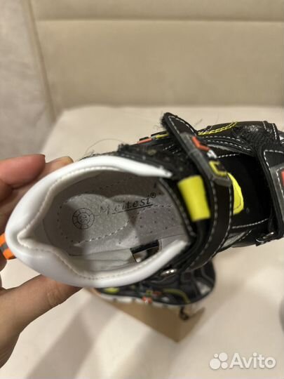 Сандали детские