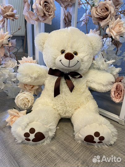 Медведь игрушка плюшевый