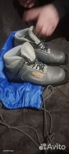 Лыжные ботинки