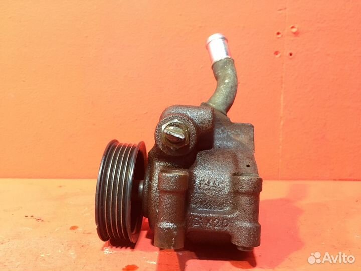 Насос гура для Ford Fusion fyja, 1.6 Zetec (Б/У)