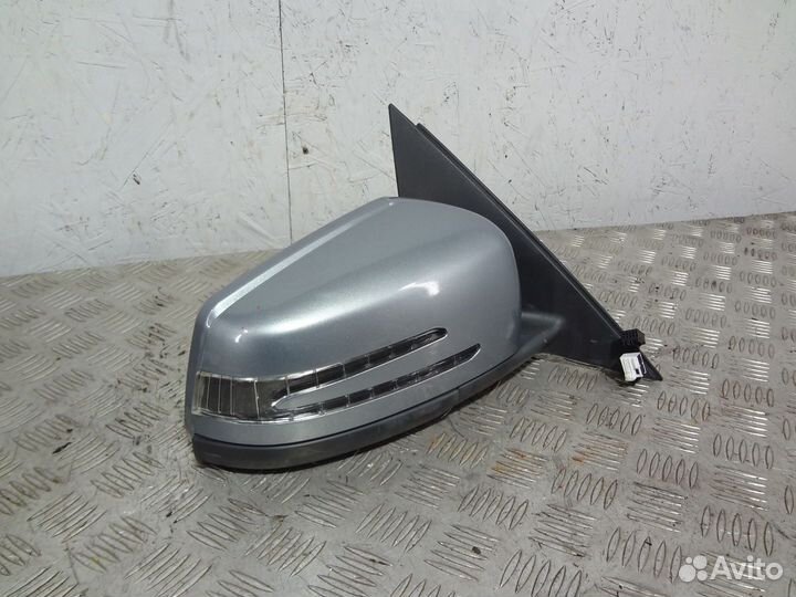 Зеркало правое в сборе Мерседес w204