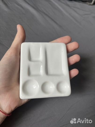 Палитра фарфоровая