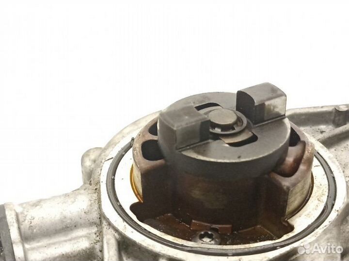 Насос вакуумный Peugeot 308 1.6 EP6CDT 2010