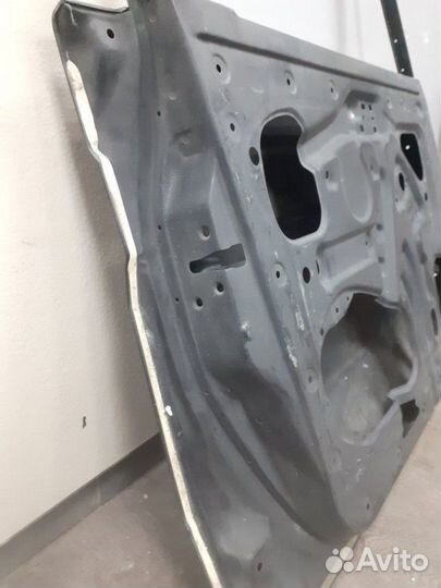 Дверь передняя левая Toyota Land Cruiser Prado